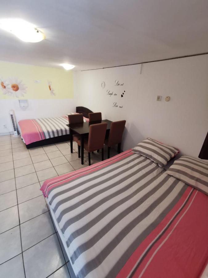 Unique Apartments مالينسكا المظهر الخارجي الصورة